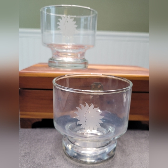 National Airlines First Class Etched Sun King Logo Vintage Cocktail Glasses - Picture 1 of 7